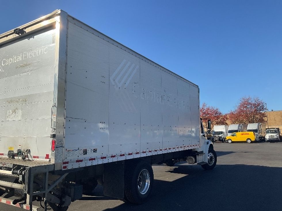 Medium Duty Box Truck-Light and Medium Duty Trucks-Freightliner-2019-M2-Capitol Heights-MD-252,451\n\t\tmiles-$ 39,250 - Image 13