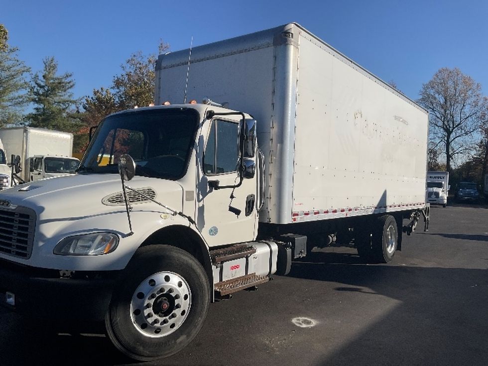 Medium Duty Box Truck-Light and Medium Duty Trucks-Freightliner-2019-M2-Capitol Heights-MD-252,451\n\t\tmiles-$ 39,250 - Image 4