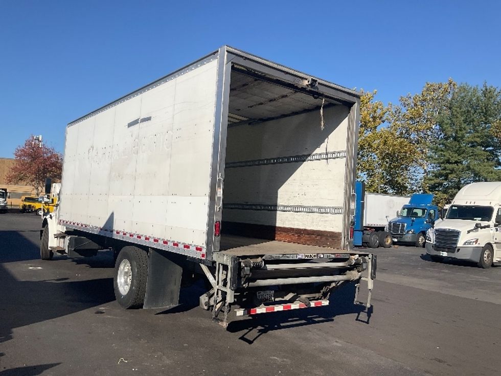 Medium Duty Box Truck-Light and Medium Duty Trucks-Freightliner-2019-M2-Capitol Heights-MD-252,451\n\t\tmiles-$ 39,250 - Image 6