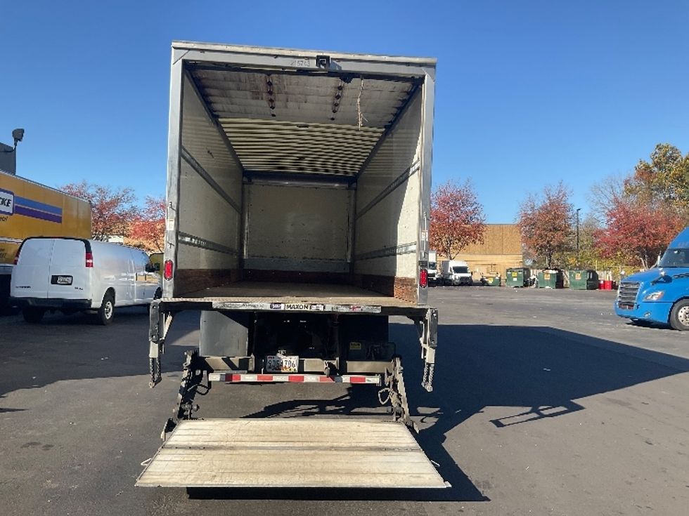 Medium Duty Box Truck-Light and Medium Duty Trucks-Freightliner-2019-M2-Capitol Heights-MD-252,451\n\t\tmiles-$ 39,250 - Image 9