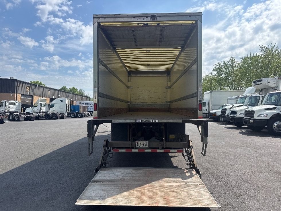 Medium Duty Box Truck-Light and Medium Duty Trucks-Freightliner-2019-M2-Capitol Heights-MD-253,434\n\t\tmiles-$ 32,750 - Image 10
