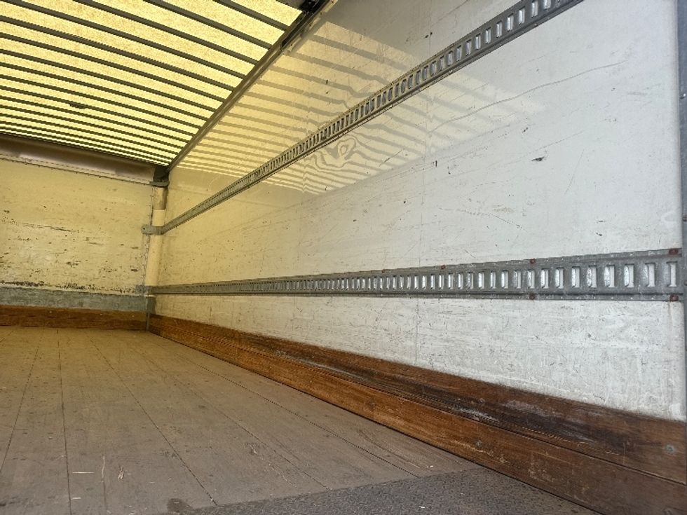Medium Duty Box Truck-Light and Medium Duty Trucks-Freightliner-2019-M2-Capitol Heights-MD-253,434\n\t\tmiles-$ 32,750 - Image 12