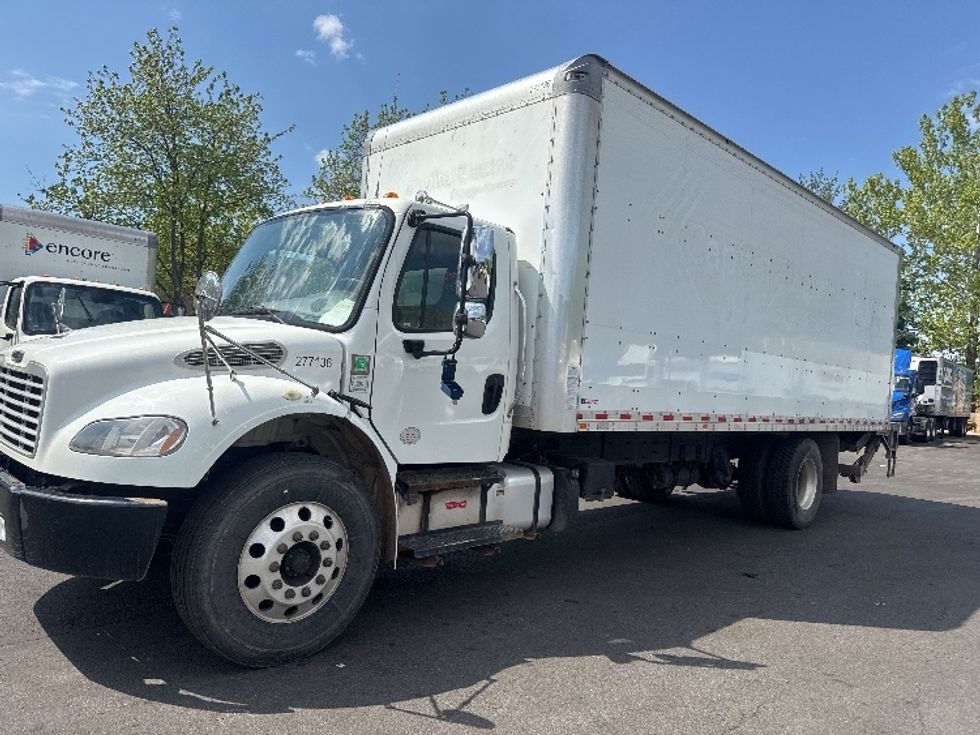 Medium Duty Box Truck-Light and Medium Duty Trucks-Freightliner-2019-M2-Capitol Heights-MD-253,434\n\t\tmiles-$ 32,750 - Image 3