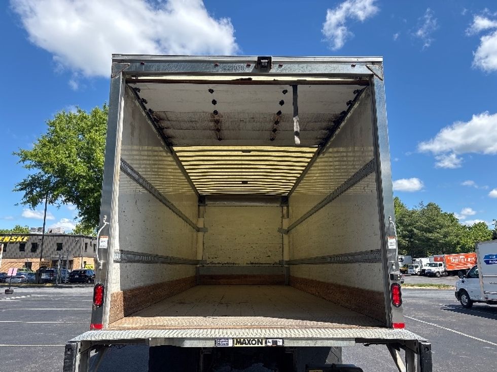 Medium Duty Box Truck-Light and Medium Duty Trucks-Freightliner-2019-M2-Capitol Heights-MD-322,711\n\t\tmiles-$ 21,750 - Image 8