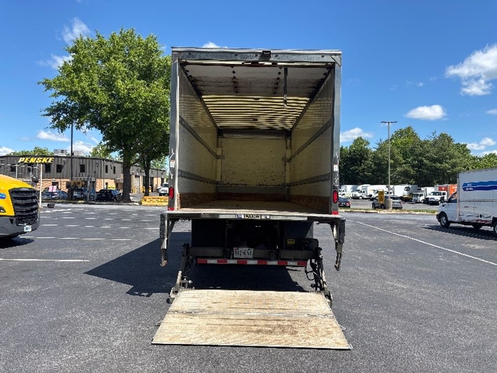 Medium Duty Box Truck-Light and Medium Duty Trucks-Freightliner-2019-M2-Capitol Heights-MD-322,711\n\t\tmiles-$ 21,750 - Image 9