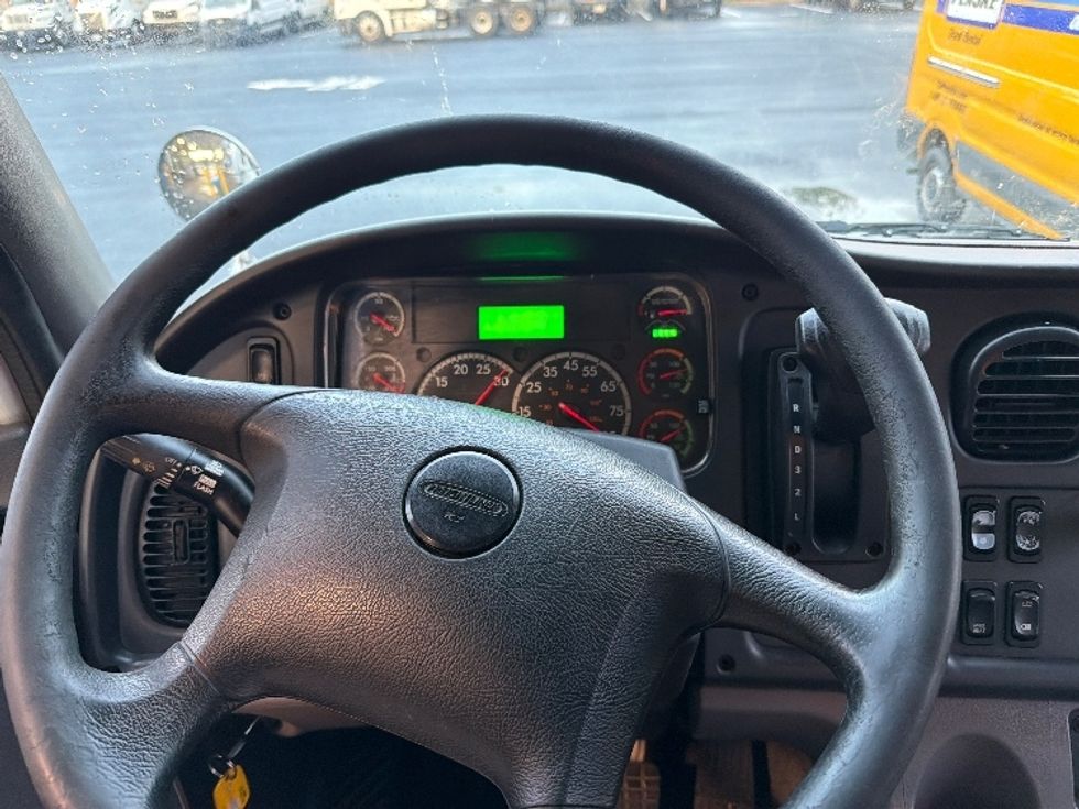 Medium Duty Box Truck-Light and Medium Duty Trucks-Freightliner-2019-M2-Capitol Heights-MD-73,864\n\t\tmiles-$ 64,000 - Image 17