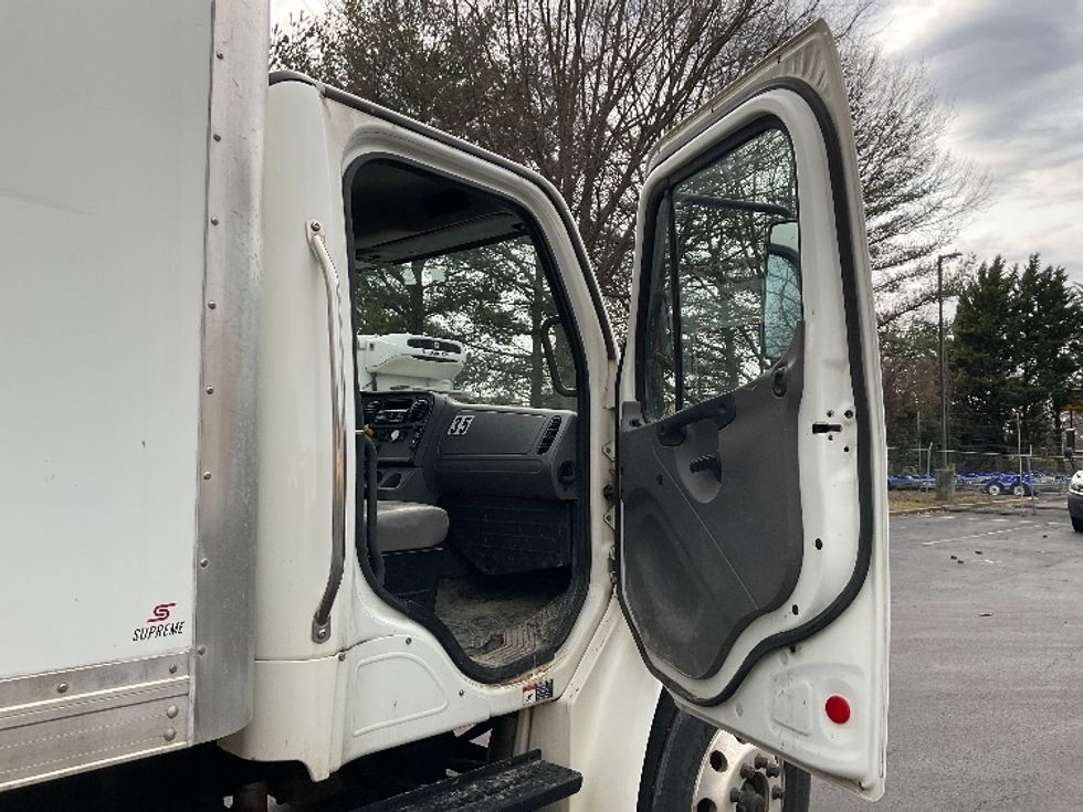 Medium Duty Box Truck-Light and Medium Duty Trucks-Freightliner-2019-M2-Capitol Heights-MD-84,382\n\t\tmiles-$ 49,750 - Image 20