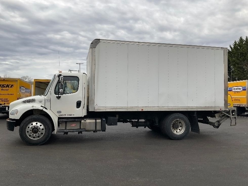 Medium Duty Box Truck-Light and Medium Duty Trucks-Freightliner-2019-M2-Capitol Heights-MD-84,382\n\t\tmiles-$ 49,750 - Image 4