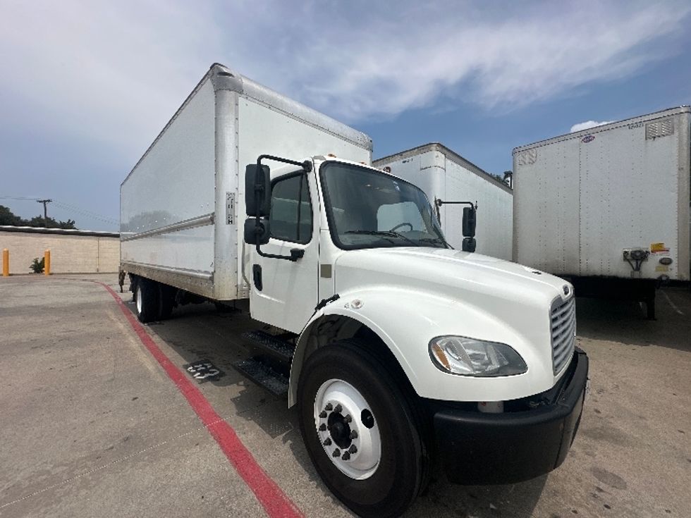 Medium Duty Box Truck-Light and Medium Duty Trucks-Freightliner-2019-M2-Carrollton-TX-162,540\n\t\tmiles-$ 54,250 - Image 1