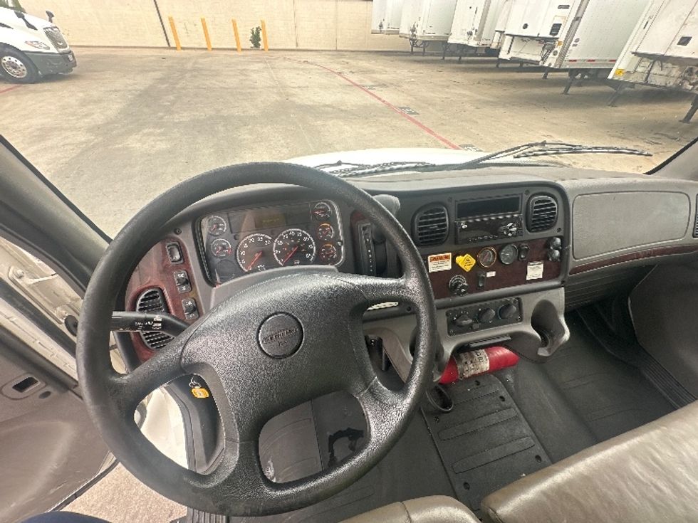 Medium Duty Box Truck-Light and Medium Duty Trucks-Freightliner-2019-M2-Carrollton-TX-162,540\n\t\tmiles-$ 54,250 - Image 18