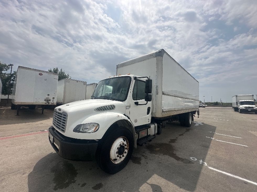 Medium Duty Box Truck-Light and Medium Duty Trucks-Freightliner-2019-M2-Carrollton-TX-162,540\n\t\tmiles-$ 54,250 - Image 3