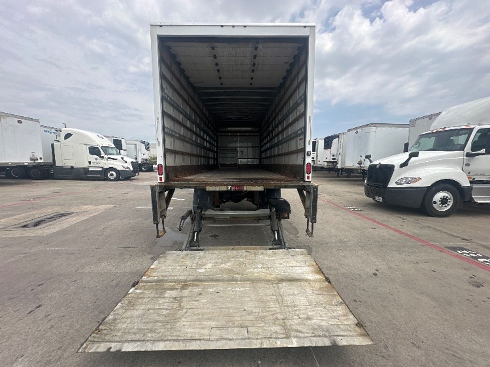 Medium Duty Box Truck-Light and Medium Duty Trucks-Freightliner-2019-M2-Carrollton-TX-162,540\n\t\tmiles-$ 54,250 - Image 9