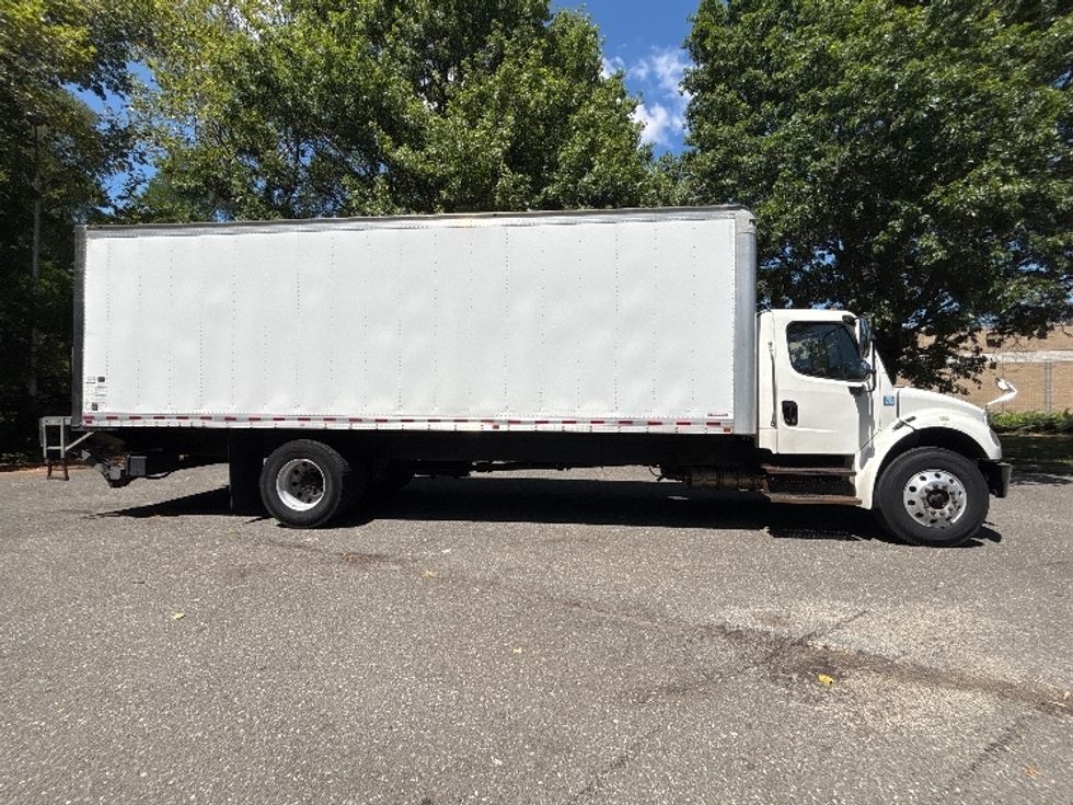Medium Duty Box Truck-Light and Medium Duty Trucks-Freightliner-2019-M2-Central Islip-NY-120,840\n\t\tmiles-$ 44,000 - Image 15