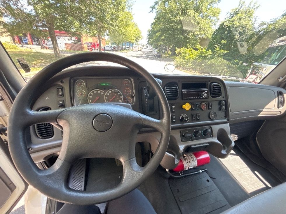 Medium Duty Box Truck-Light and Medium Duty Trucks-Freightliner-2019-M2-Central Islip-NY-120,840\n\t\tmiles-$ 44,000 - Image 18