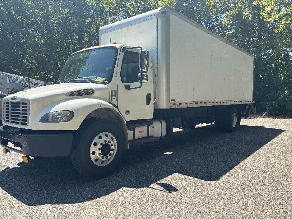 Medium Duty Box Truck-Light and Medium Duty Trucks-Freightliner-2019-M2-Central Islip-NY-120,840\n\t\tmiles-$ 44,000 - Image 3