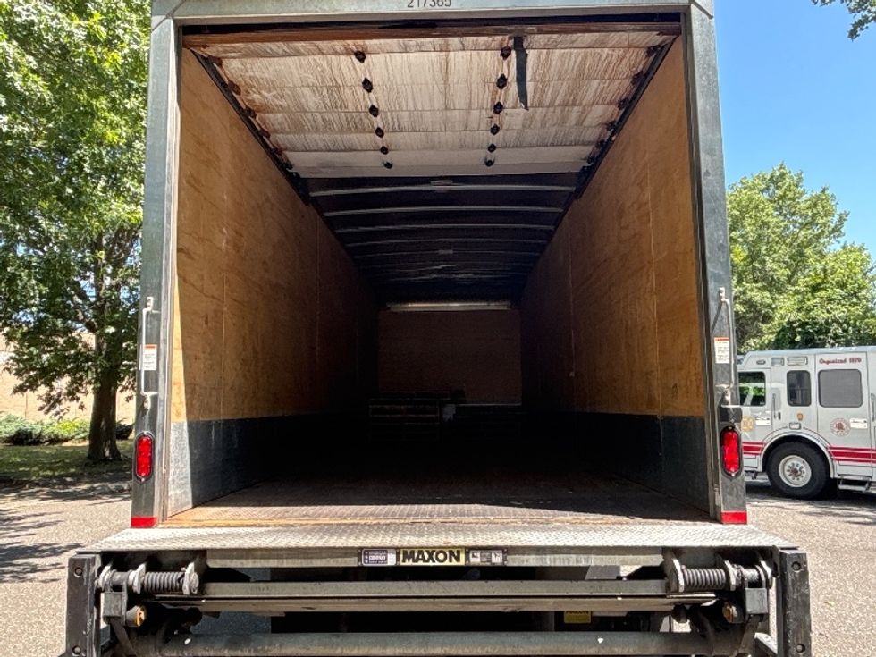 Medium Duty Box Truck-Light and Medium Duty Trucks-Freightliner-2019-M2-Central Islip-NY-120,840\n\t\tmiles-$ 44,000 - Image 8