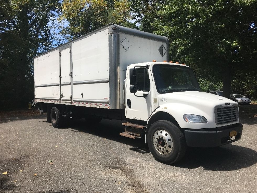 Medium Duty Box Truck-Light and Medium Duty Trucks-Freightliner-2019-M2-Central Islip-NY-198,543\n\t\tmiles-$ 45,500 - Image 1