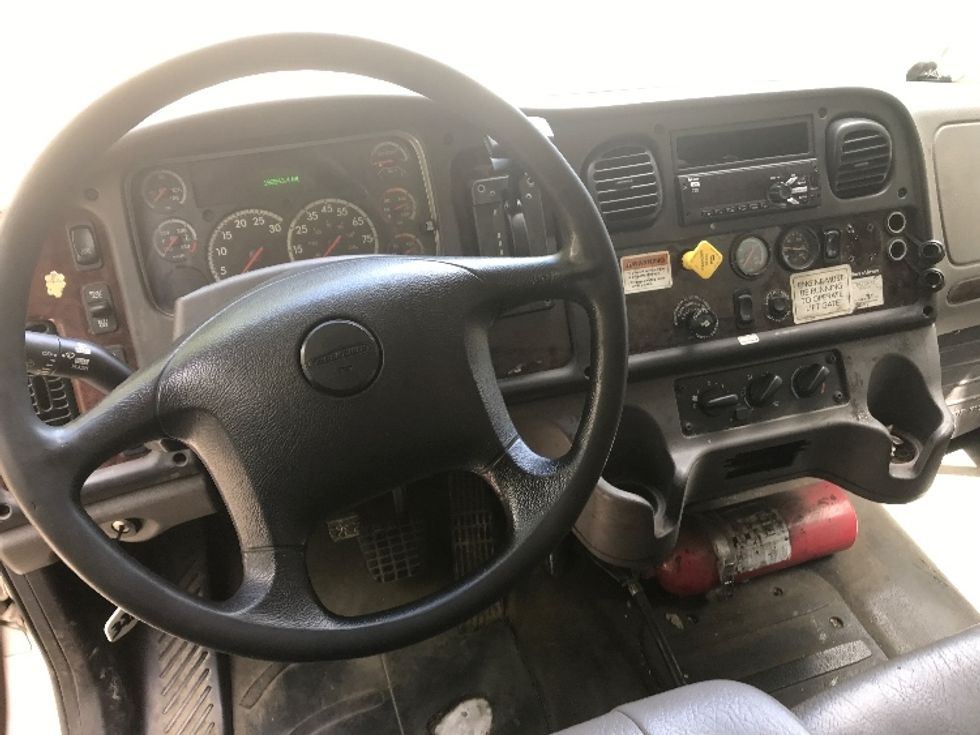 Medium Duty Box Truck-Light and Medium Duty Trucks-Freightliner-2019-M2-Central Islip-NY-198,543\n\t\tmiles-$ 45,500 - Image 18
