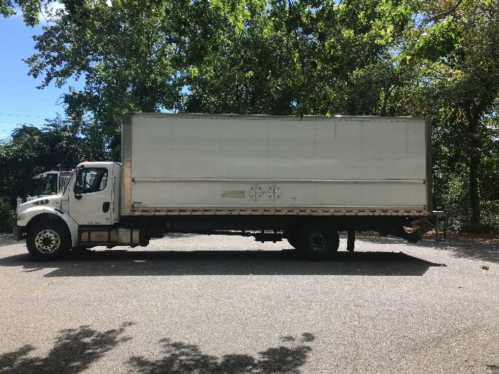 Medium Duty Box Truck-Light and Medium Duty Trucks-Freightliner-2019-M2-Central Islip-NY-198,543\n\t\tmiles-$ 45,500 - Image 4