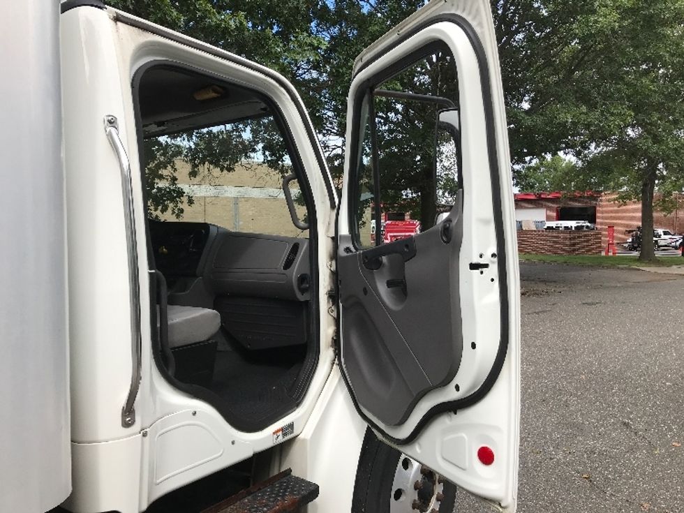 Medium Duty Box Truck-Light and Medium Duty Trucks-Freightliner-2019-M2-Central Islip-NY-219,913\n\t\tmiles-$ 32,750 - Image 20