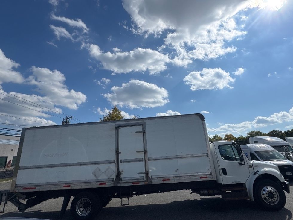 2019 Freightliner M2 106 Medium Duty photo 12