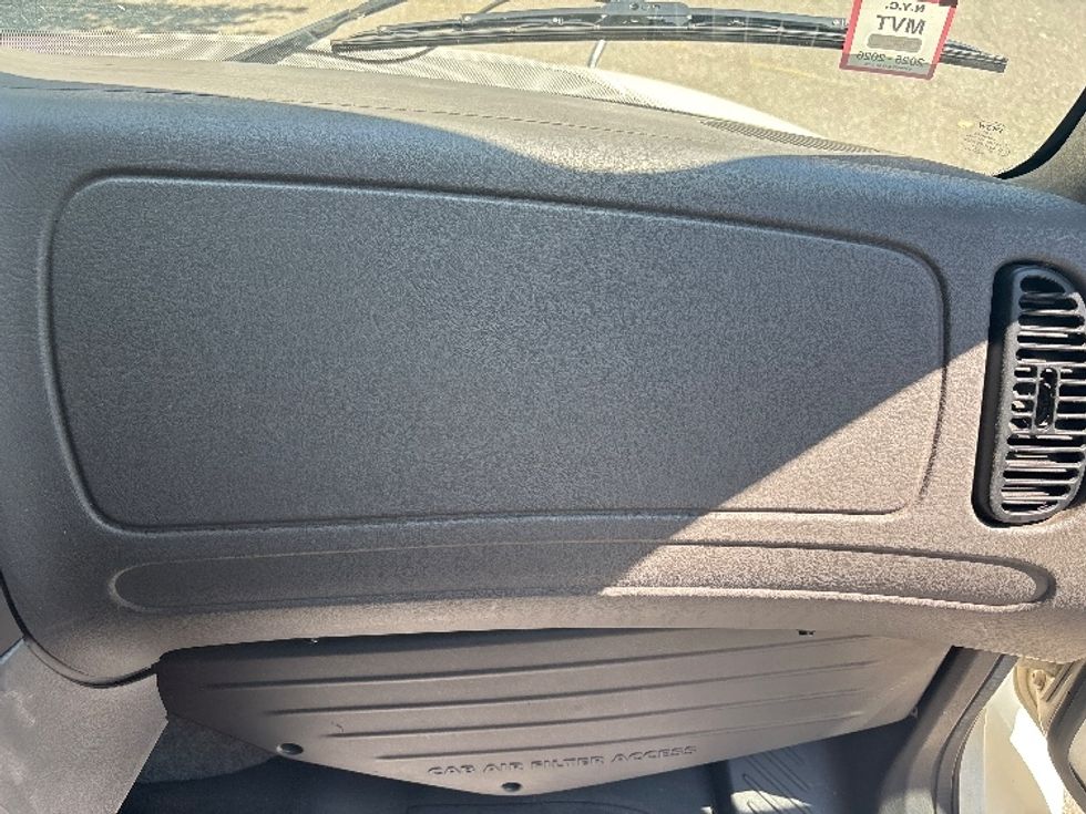 Medium Duty Box Truck-Light and Medium Duty Trucks-Freightliner-2019-M2-Central Islip-NY-241,402\n\t\tmiles-$ 29,250 - Image 20