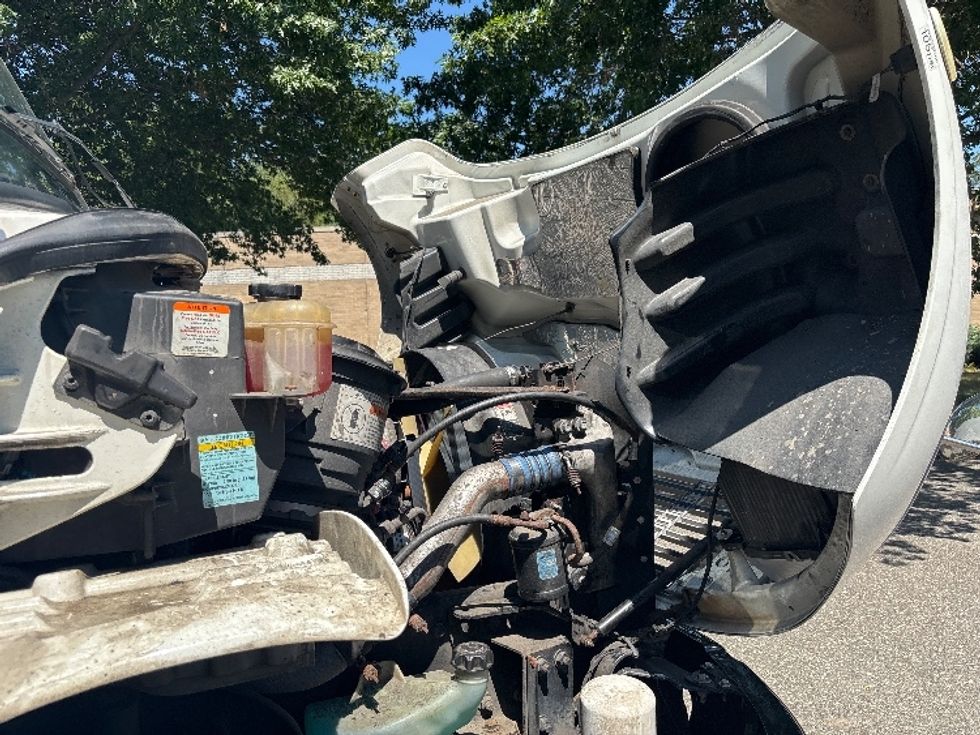 Medium Duty Box Truck-Light and Medium Duty Trucks-Freightliner-2019-M2-Central Islip-NY-241,402\n\t\tmiles-$ 29,250 - Image 22