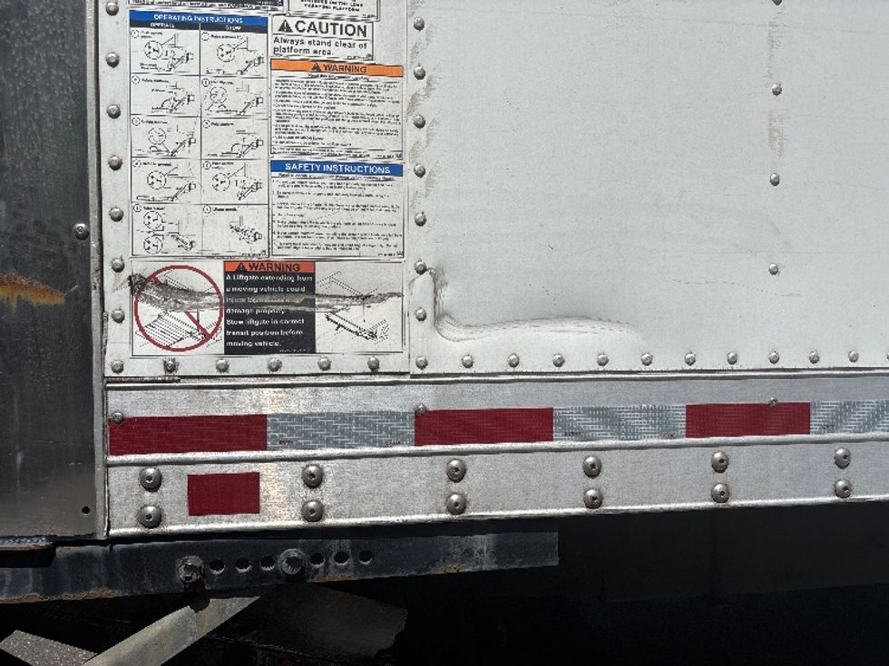 Medium Duty Box Truck-Light and Medium Duty Trucks-Freightliner-2019-M2-Central Islip-NY-241,402\n\t\tmiles-$ 29,250 - Image 25