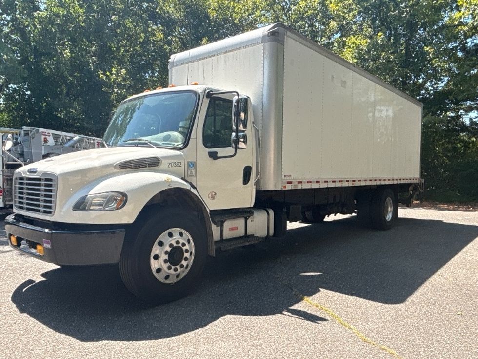 Medium Duty Box Truck-Light and Medium Duty Trucks-Freightliner-2019-M2-Central Islip-NY-241,402\n\t\tmiles-$ 29,250 - Image 3