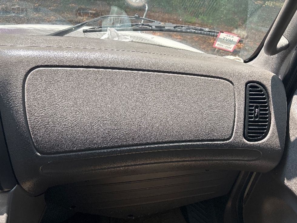 Medium Duty Box Truck-Light and Medium Duty Trucks-Freightliner-2019-M2-Central Islip-NY-286,850\n\t\tmiles-$ 21,250 - Image 21