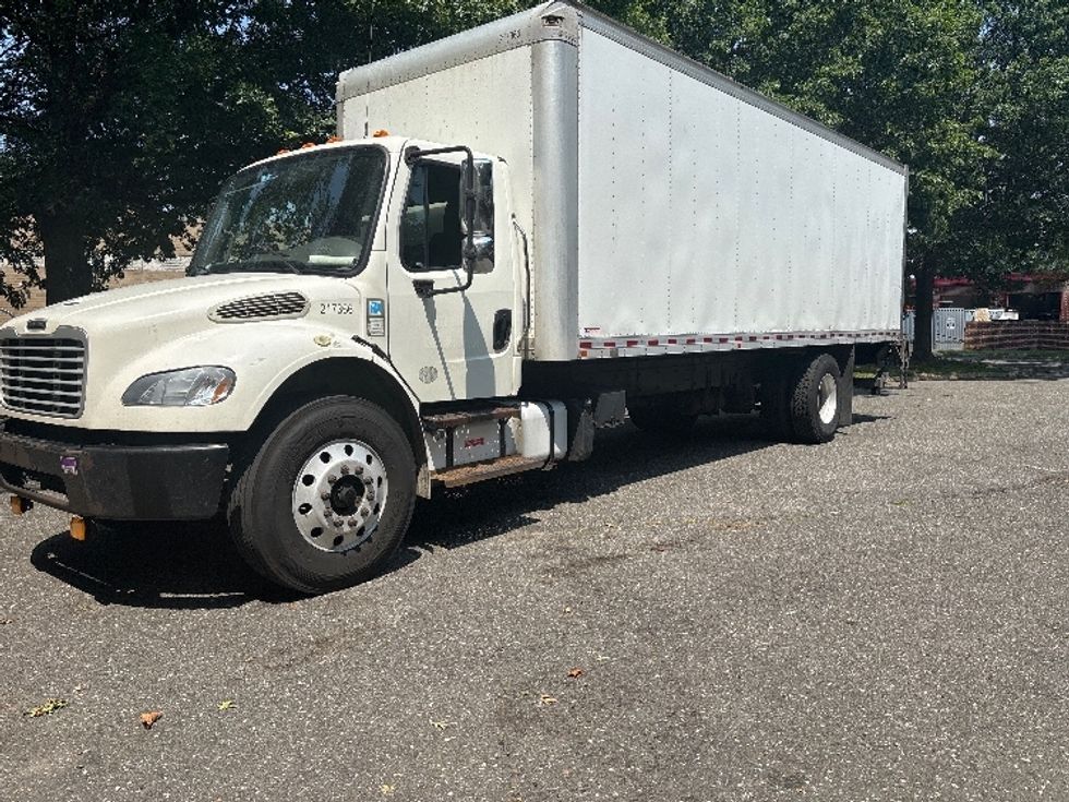 Medium Duty Box Truck-Light and Medium Duty Trucks-Freightliner-2019-M2-Central Islip-NY-286,850\n\t\tmiles-$ 21,250 - Image 3