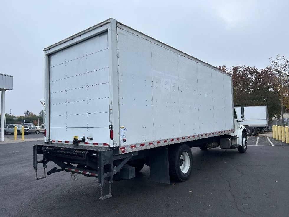 Medium Duty Box Truck-Light and Medium Duty Trucks-Freightliner-2019-M2-Ceres-CA-136,877\n\t\tmiles-$ 53,750 - Image 13