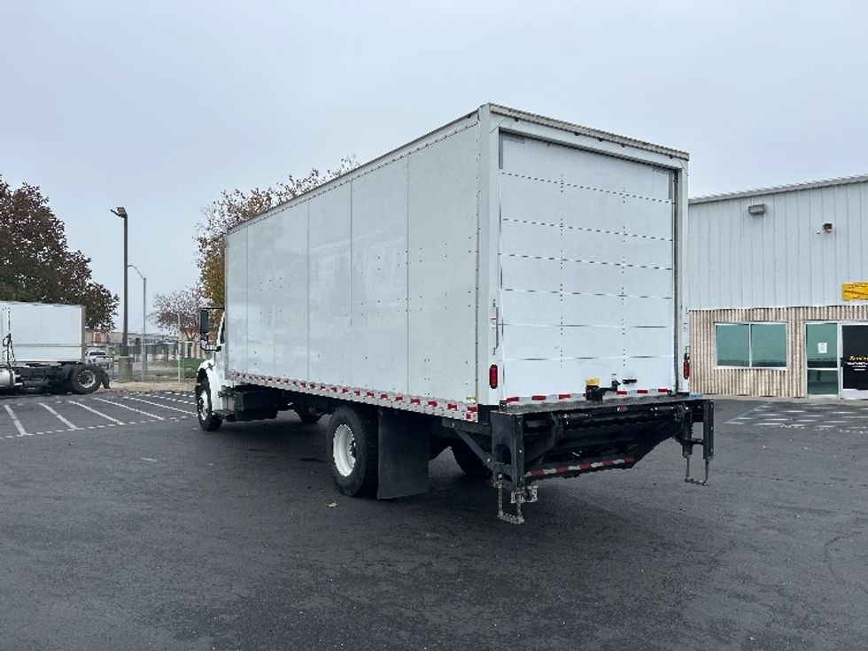 Medium Duty Box Truck-Light and Medium Duty Trucks-Freightliner-2019-M2-Ceres-CA-136,877\n\t\tmiles-$ 53,750 - Image 6