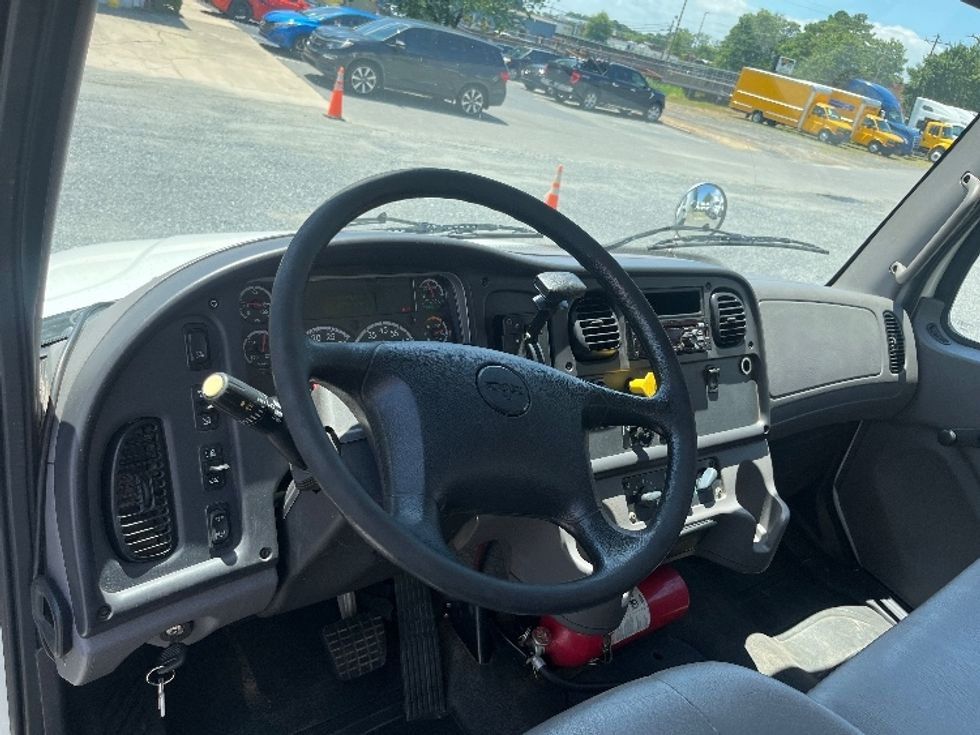 2019 Freightliner M2 106 Medium Duty photo 14