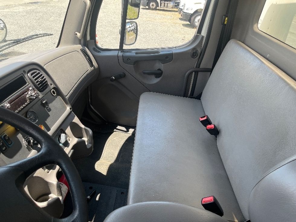 2019 Freightliner M2 106 Medium Duty photo 16