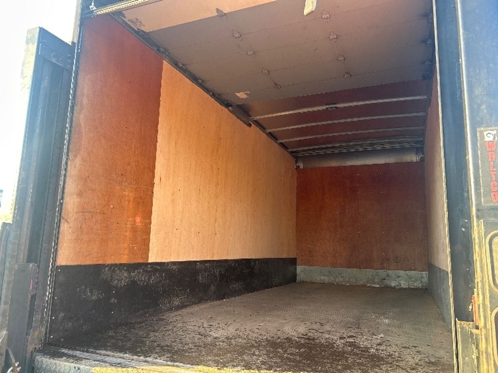 Medium Duty Box Truck-Light and Medium Duty Trucks-Freightliner-2019-M2-Charlotte-NC-318,926\n\t\tmiles-$ 21,000 - Image 11