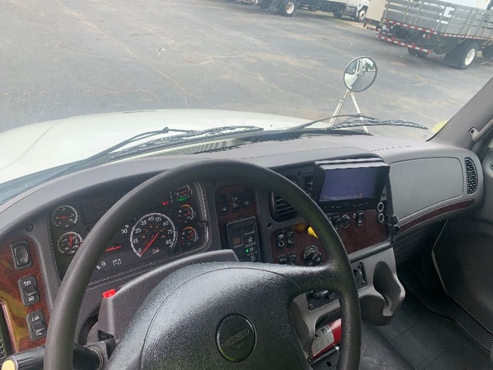 Medium Duty Box Truck-Light and Medium Duty Trucks-Freightliner-2019-M2-Charlotte-NC-328,368\n\t\tmiles-$ 22,000 - Image 18
