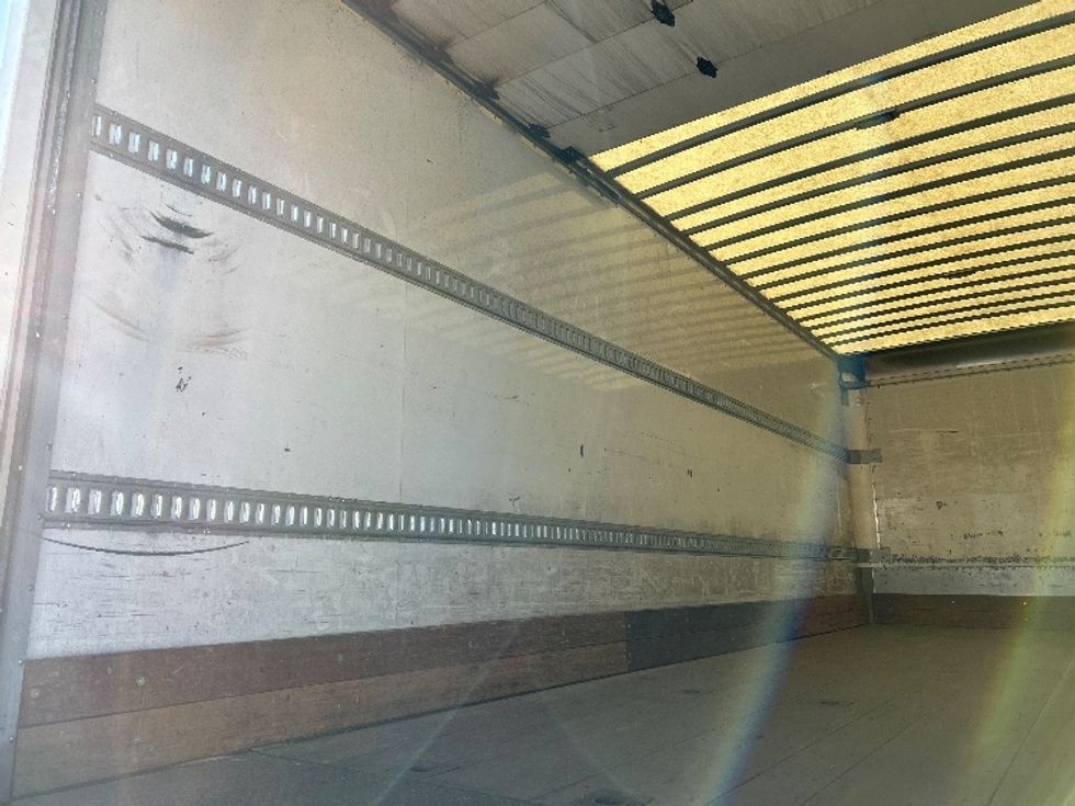 Medium Duty Box Truck-Light and Medium Duty Trucks-Freightliner-2019-M2-Charlottesville-VA-195,392\n\t\tmiles-$ 51,000 - Image 11