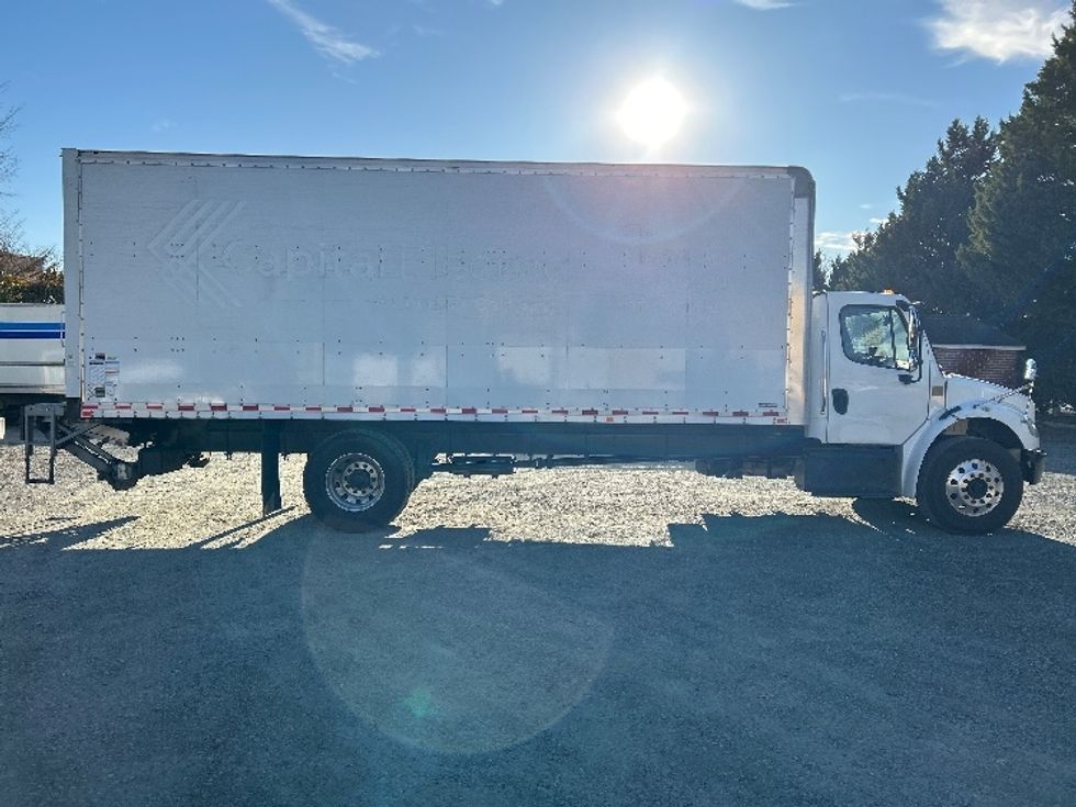 Medium Duty Box Truck-Light and Medium Duty Trucks-Freightliner-2019-M2-Charlottesville-VA-195,392\n\t\tmiles-$ 51,000 - Image 15
