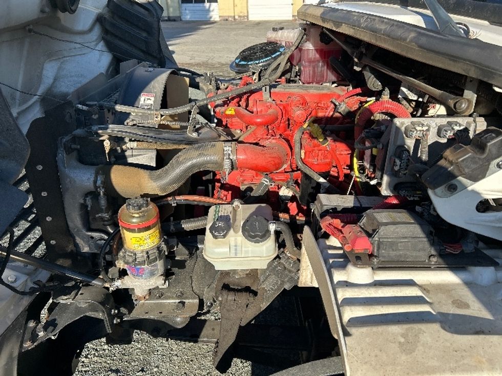 Medium Duty Box Truck-Light and Medium Duty Trucks-Freightliner-2019-M2-Charlottesville-VA-195,392\n\t\tmiles-$ 51,000 - Image 24