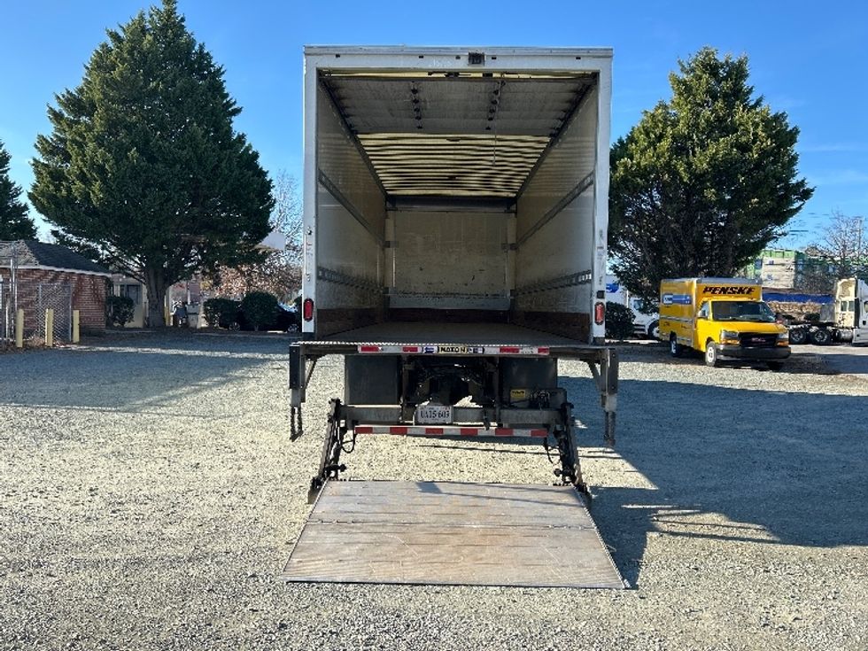 Medium Duty Box Truck-Light and Medium Duty Trucks-Freightliner-2019-M2-Charlottesville-VA-195,392\n\t\tmiles-$ 51,000 - Image 9