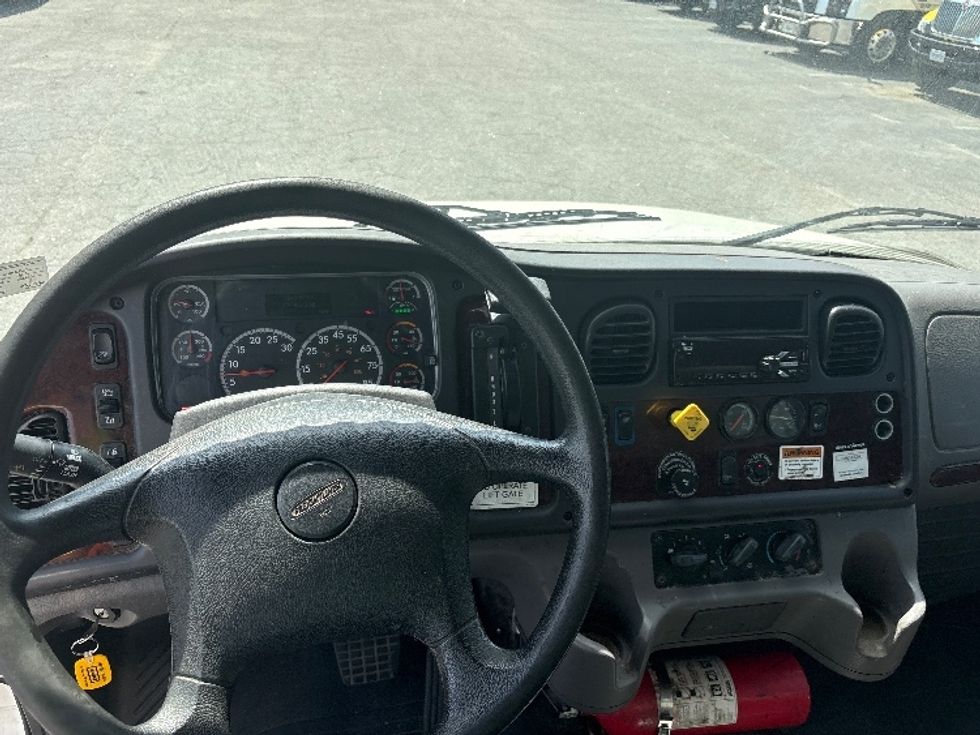Medium Duty Box Truck-Light and Medium Duty Trucks-Freightliner-2019-M2-Chesapeake-VA-229,265\n\t\tmiles-$ 45,500 - Image 16