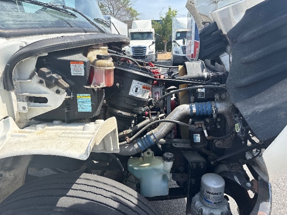 Medium Duty Box Truck-Light and Medium Duty Trucks-Freightliner-2019-M2-Chesapeake-VA-229,265\n\t\tmiles-$ 45,500 - Image 21