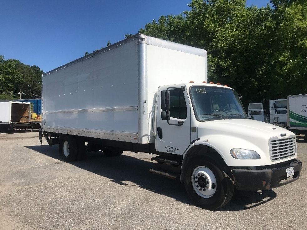 Medium Duty Box Truck-Light and Medium Duty Trucks-Freightliner-2019-M2-Chesapeake-VA-232,620\n\t\tmiles-$ 45,000 - Image 1