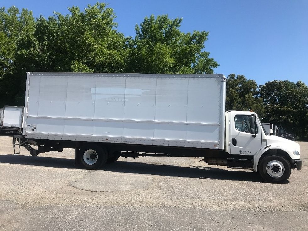 Medium Duty Box Truck-Light and Medium Duty Trucks-Freightliner-2019-M2-Chesapeake-VA-232,620\n\t\tmiles-$ 45,000 - Image 15