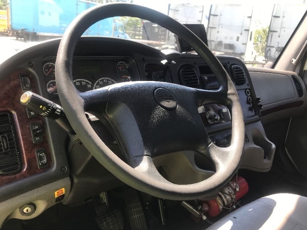 Medium Duty Box Truck-Light and Medium Duty Trucks-Freightliner-2019-M2-Chesapeake-VA-232,620\n\t\tmiles-$ 45,000 - Image 18