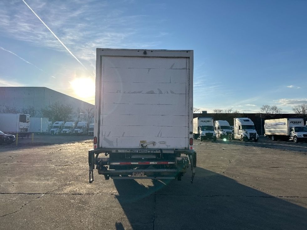 Medium Duty Box Truck-Light and Medium Duty Trucks-Freightliner-2019-M2-Chicago (Melrose Park)-IL-186,680\n\t\tmiles-$ 48,250 - Image 7
