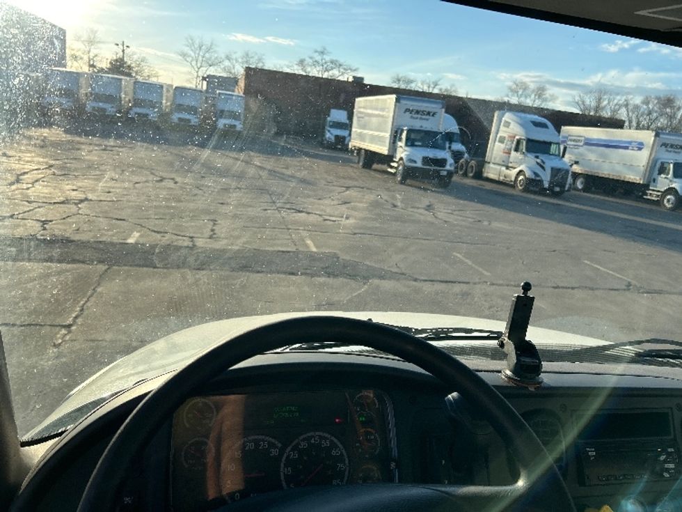 Medium Duty Box Truck-Light and Medium Duty Trucks-Freightliner-2019-M2-Chicago (Melrose Park)-IL-186,680\n\t\tmiles-$ 48,250 - Image 17