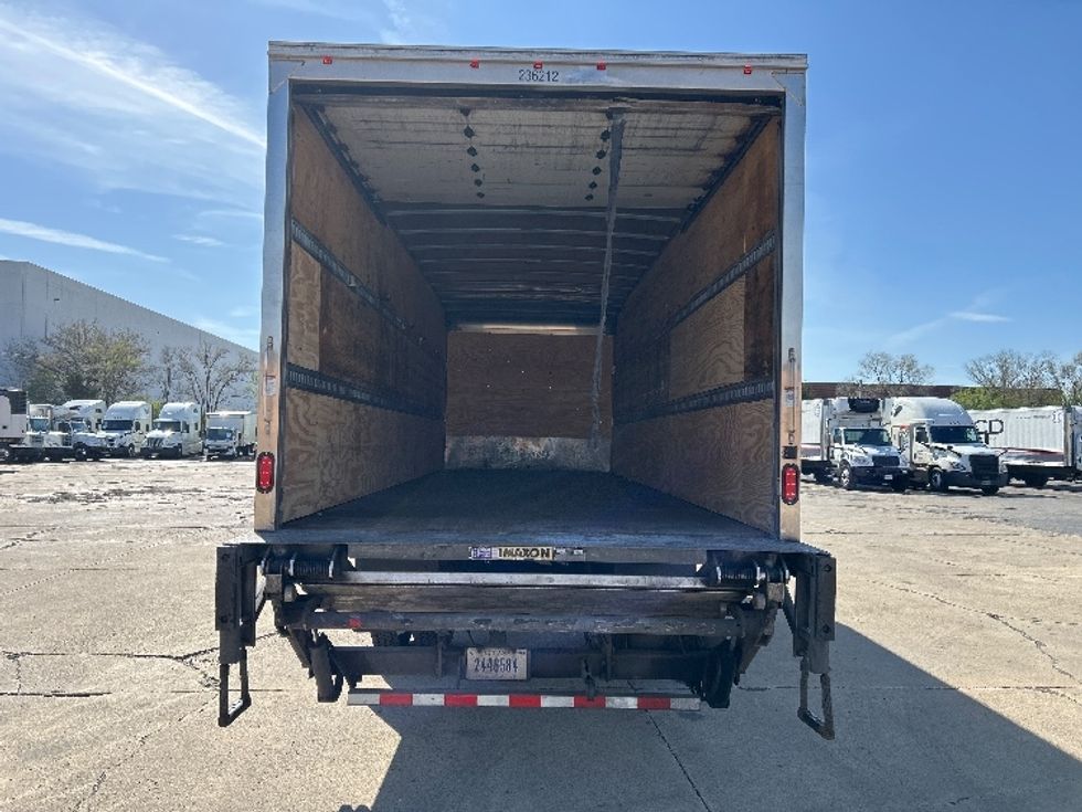 Medium Duty Box Truck-Light and Medium Duty Trucks-Freightliner-2019-M2-Chicago (Melrose Park)-IL-233,039\n\t\tmiles-$ 34,500 - Image 8