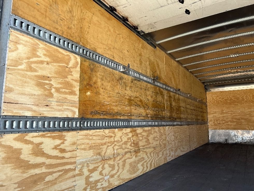 Medium Duty Box Truck-Light and Medium Duty Trucks-Freightliner-2019-M2-Chicago (Melrose Park)-IL-233,039\n\t\tmiles-$ 34,500 - Image 11